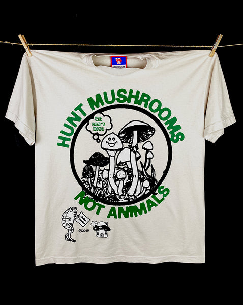 Hunt Mushrooms Not Animals (Cement)